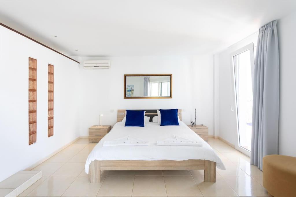 Luxe Villa With Private Pool, Jacuzzi And Spectacular Views Costa Adeje  Buitenkant foto