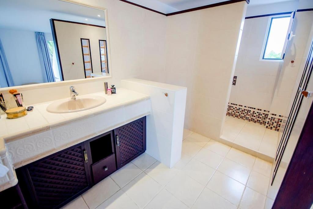 Luxe Villa With Private Pool, Jacuzzi And Spectacular Views Costa Adeje  Buitenkant foto