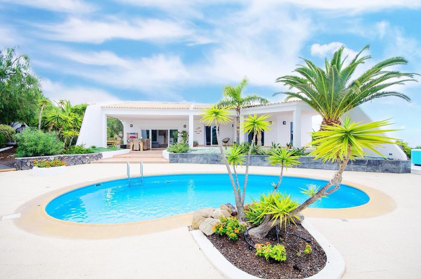 Luxe Villa With Private Pool, Jacuzzi And Spectacular Views Costa Adeje  Buitenkant foto